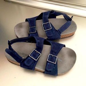 Oshkosh comfortable navy blue sandals